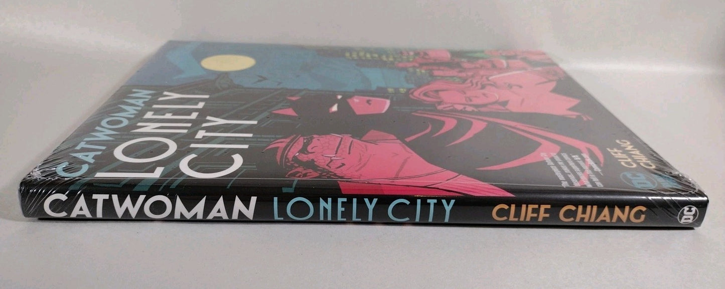 Catwoman Lonely City (2022) DC Hardcover Cliff Chiang DM Variant New Sealed