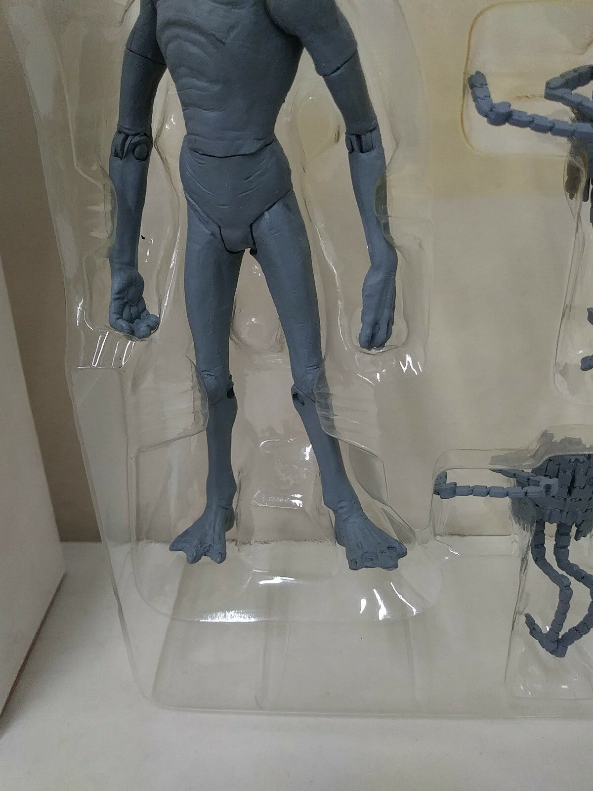 Stargate SG-1 THOR Alien Figure Unpainted Prototype W Accessories Opened Box New