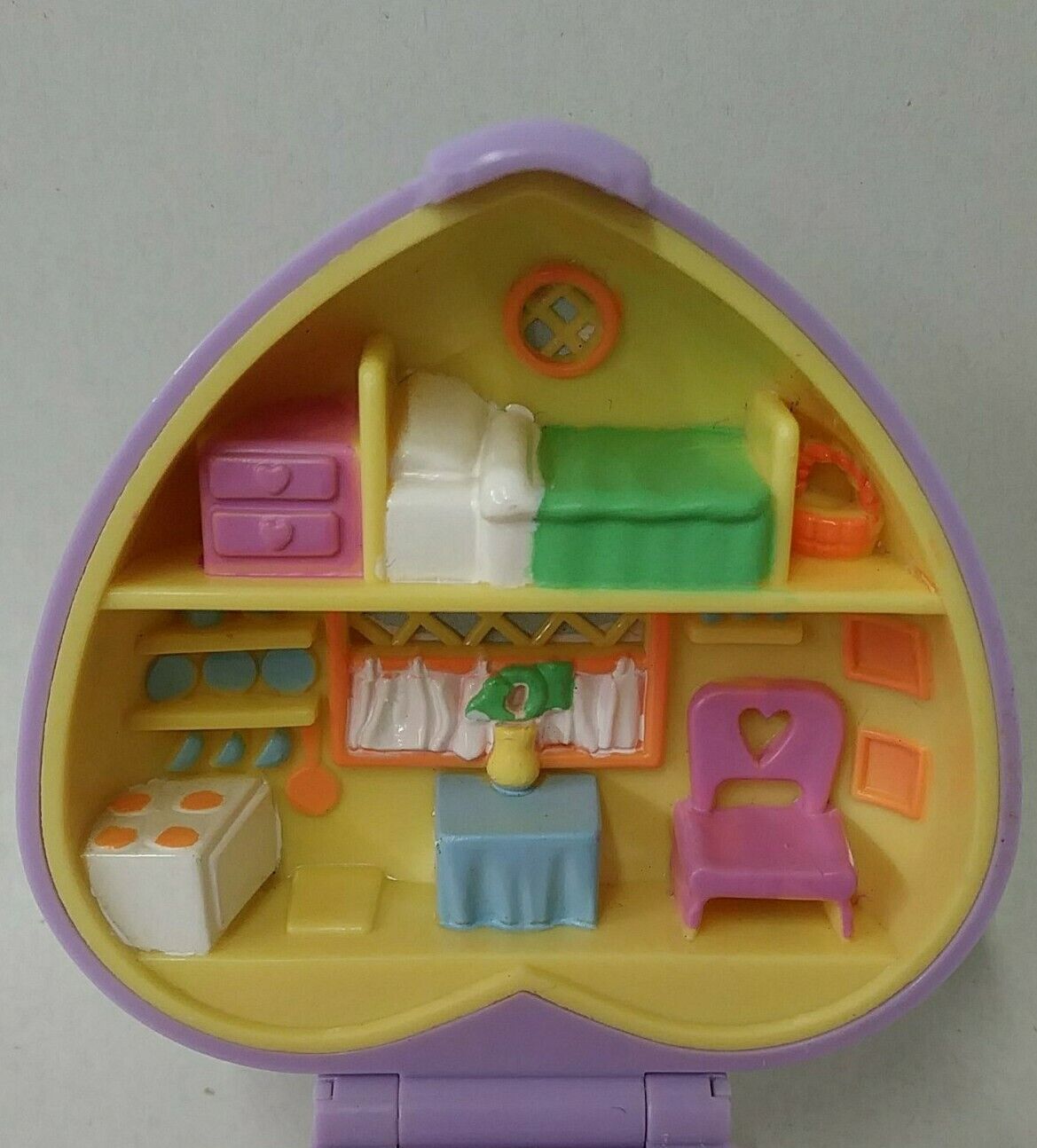 Polly Pocket (1992) Pretty Bunnies Purple Heart Compact Shell w Figure BlueBird