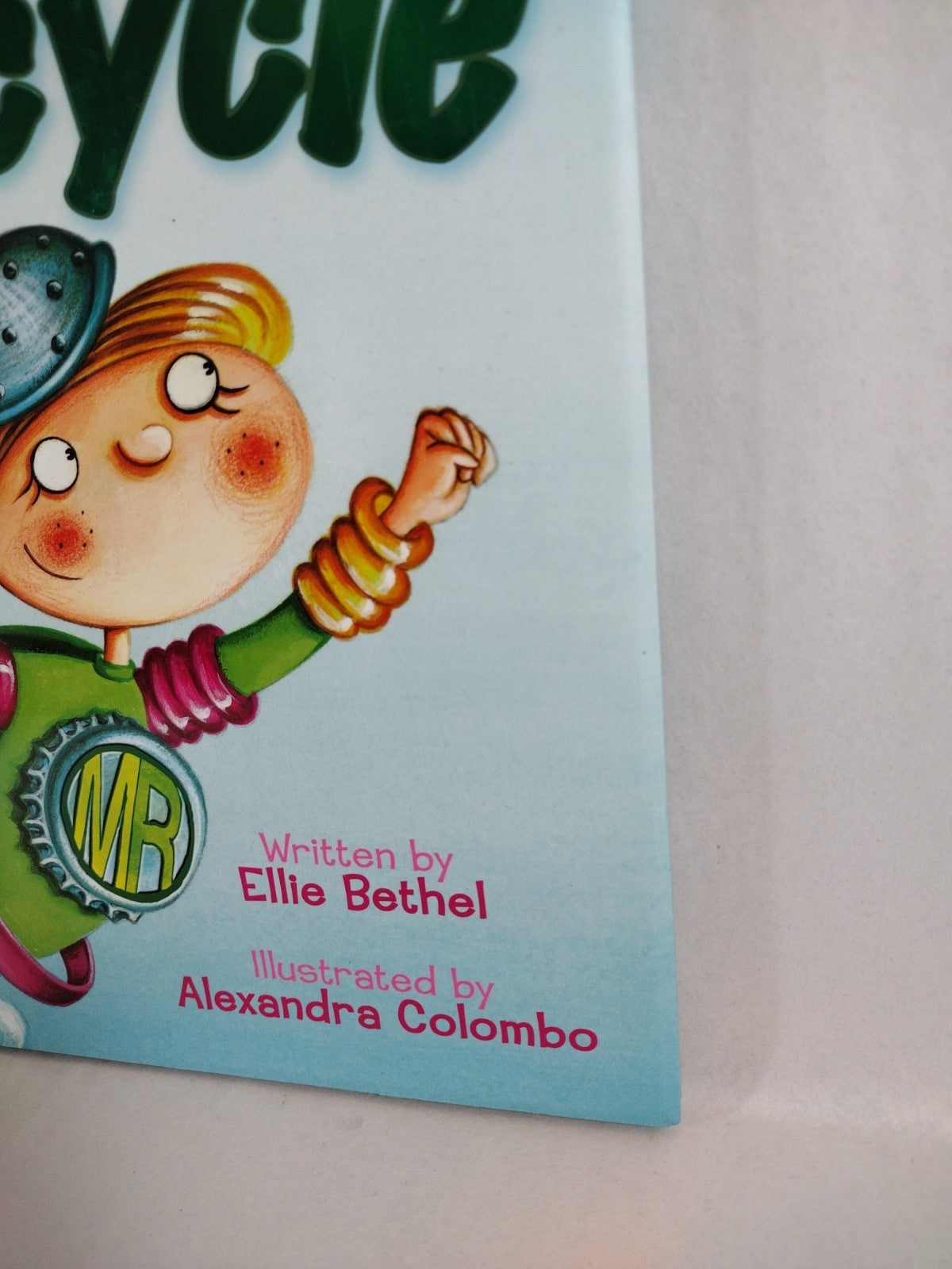 Michael Recycle (2020) IDW HC Ellie Bethel Alexandra Colombo