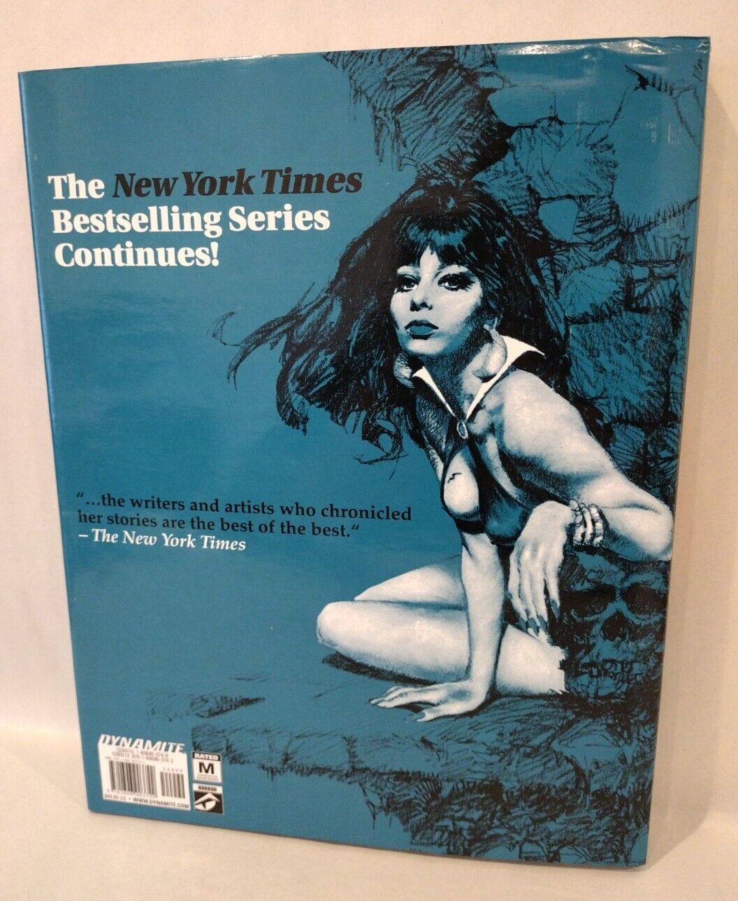 Vampirella Archives Vol 6 (2016) Dynamite Hardcover Warren Magazine Rep #36-42