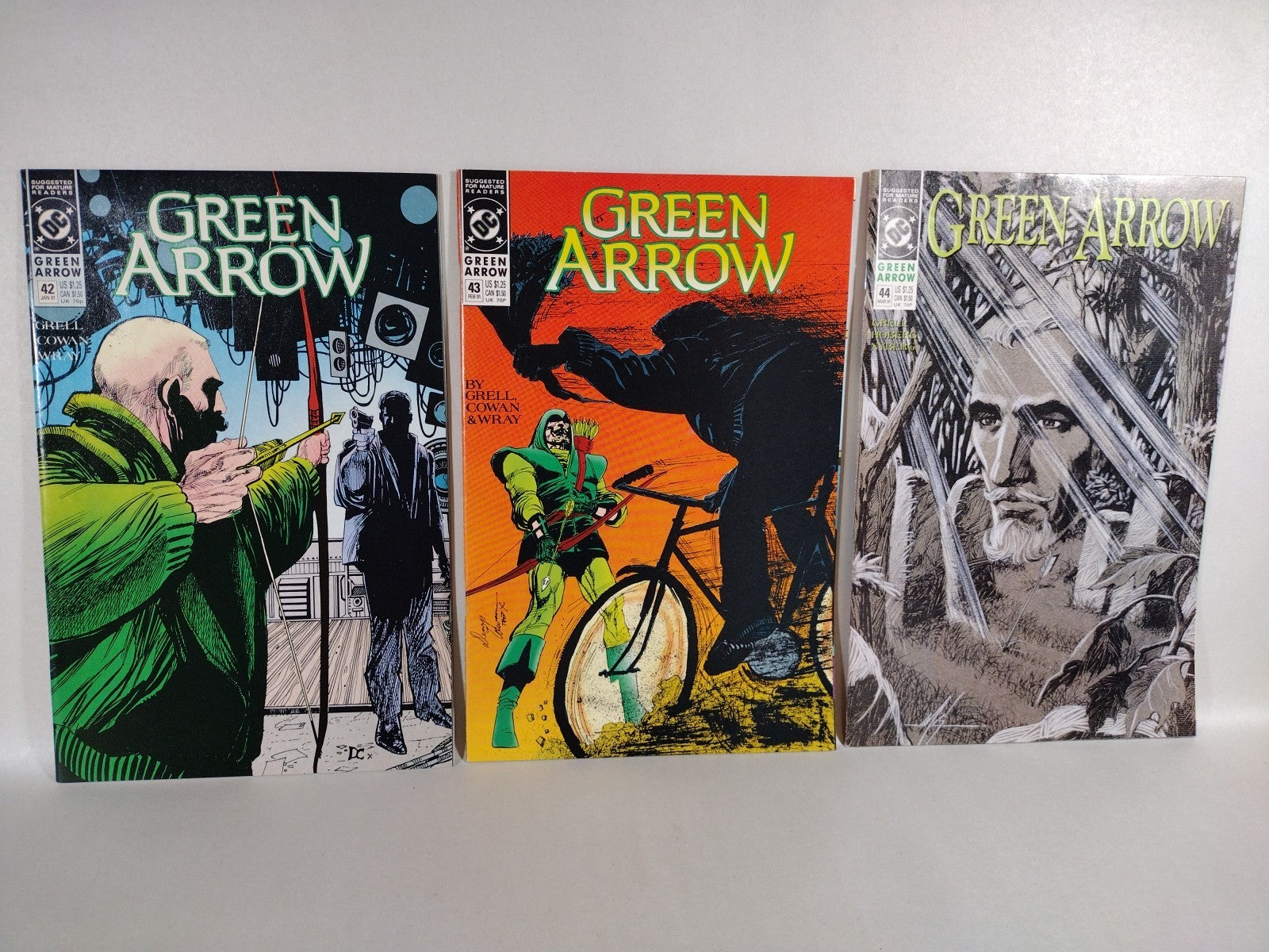 Green Arrow (1988) DC Comic Mike Grell 34 Issue Lot VF-NM