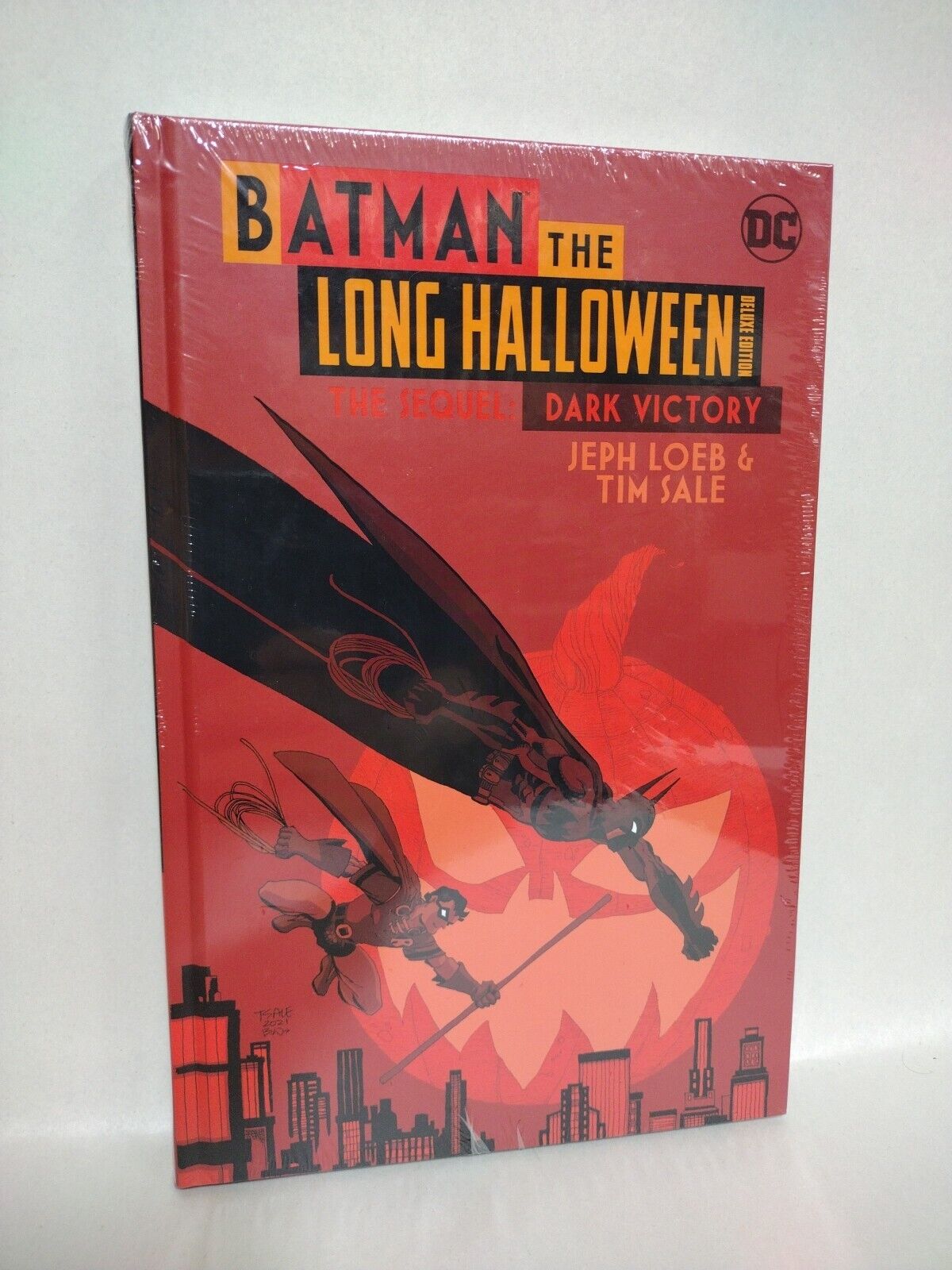 Batman Long Halloween Sequel To Dark Victory DC Deluxe Edition New Sealed HC