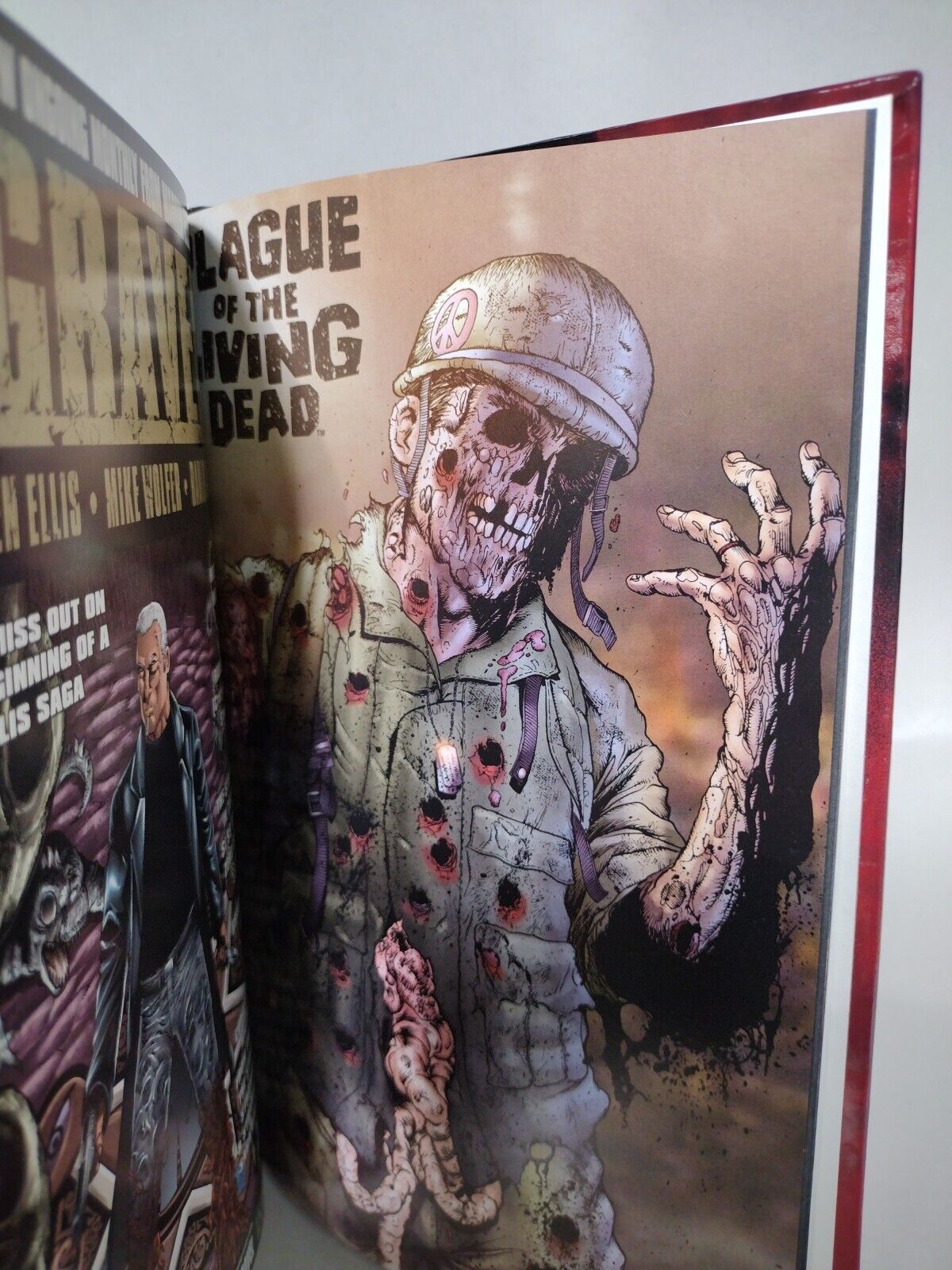 Escape Airborne Plague Of The Living Dead: Complete Collection Custom Bound HC