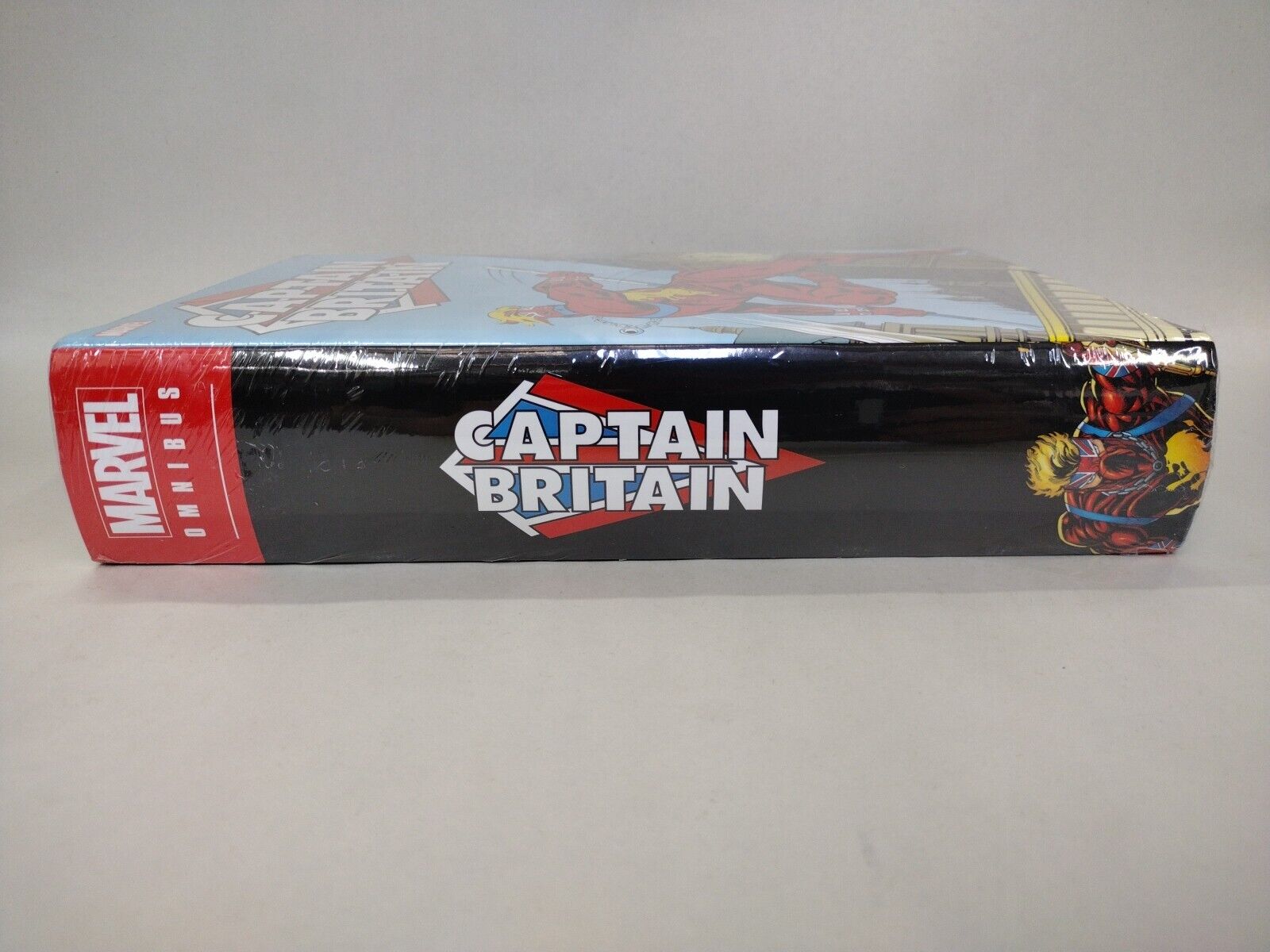 Captain Britain Omnibus Vol 1 Marvel Comic HC Ron Wilson DM Variant New Sealed