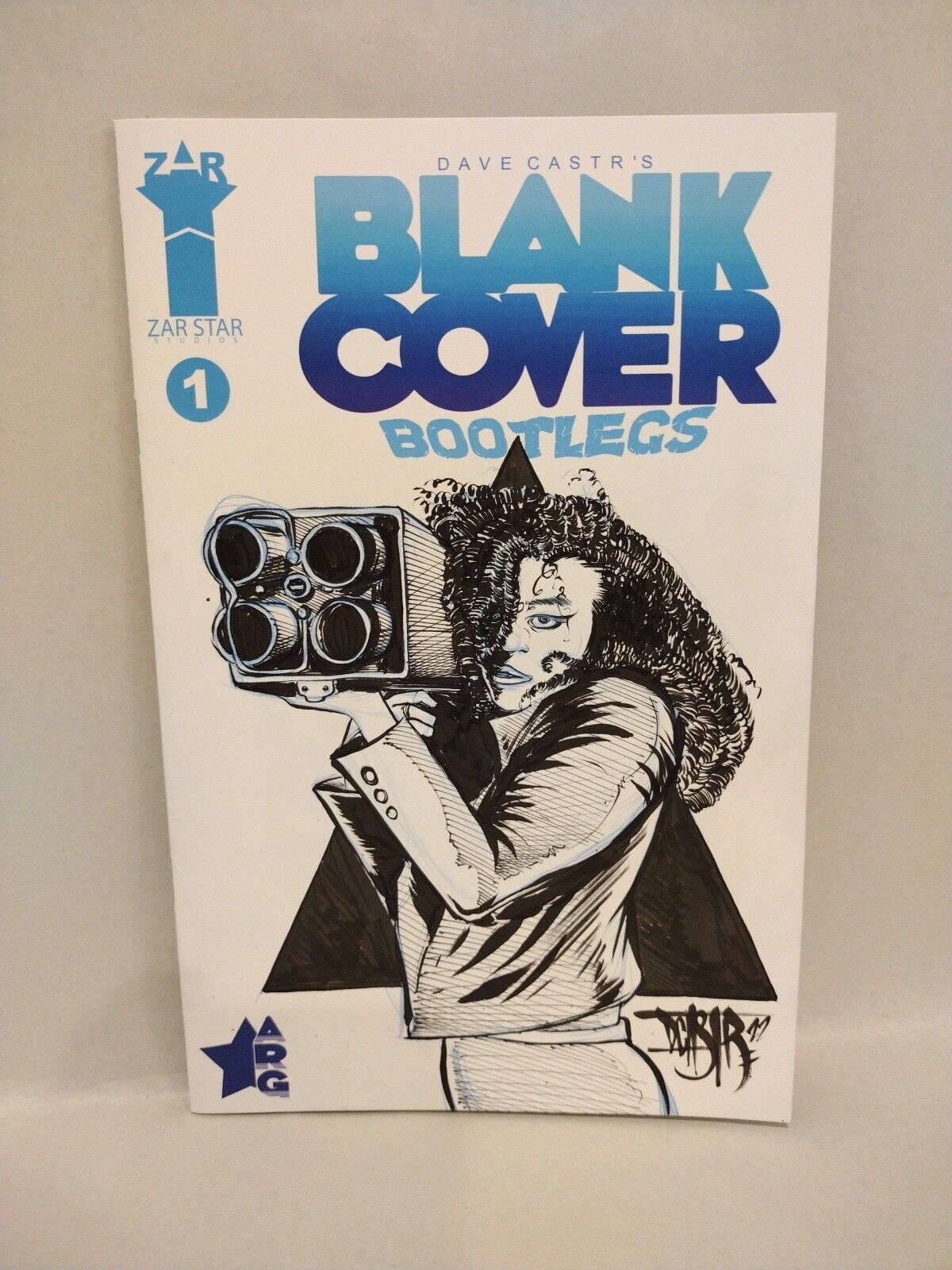 Dcastr's Blank Cover Bootlegs 1 (2022) ARG Sketch Variant Original Commando Art