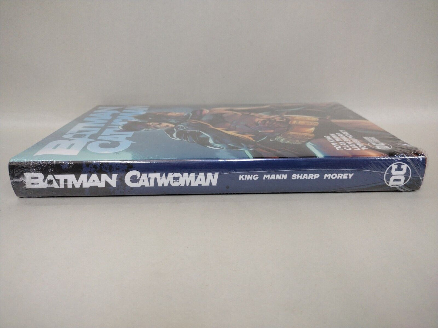 BATMAN CATWOMAN (2022) DC Comics Tom King Clay Mann HC New Sealed