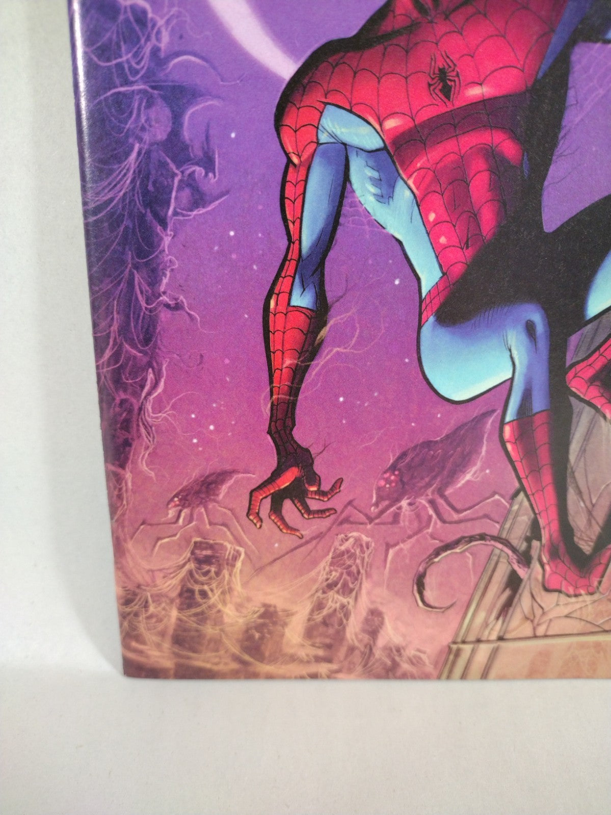SPINE-TINGLING SPIDER-MAN 1 (2023) Marvel Comic Ferreyra 1:100 Virgin Variant NM