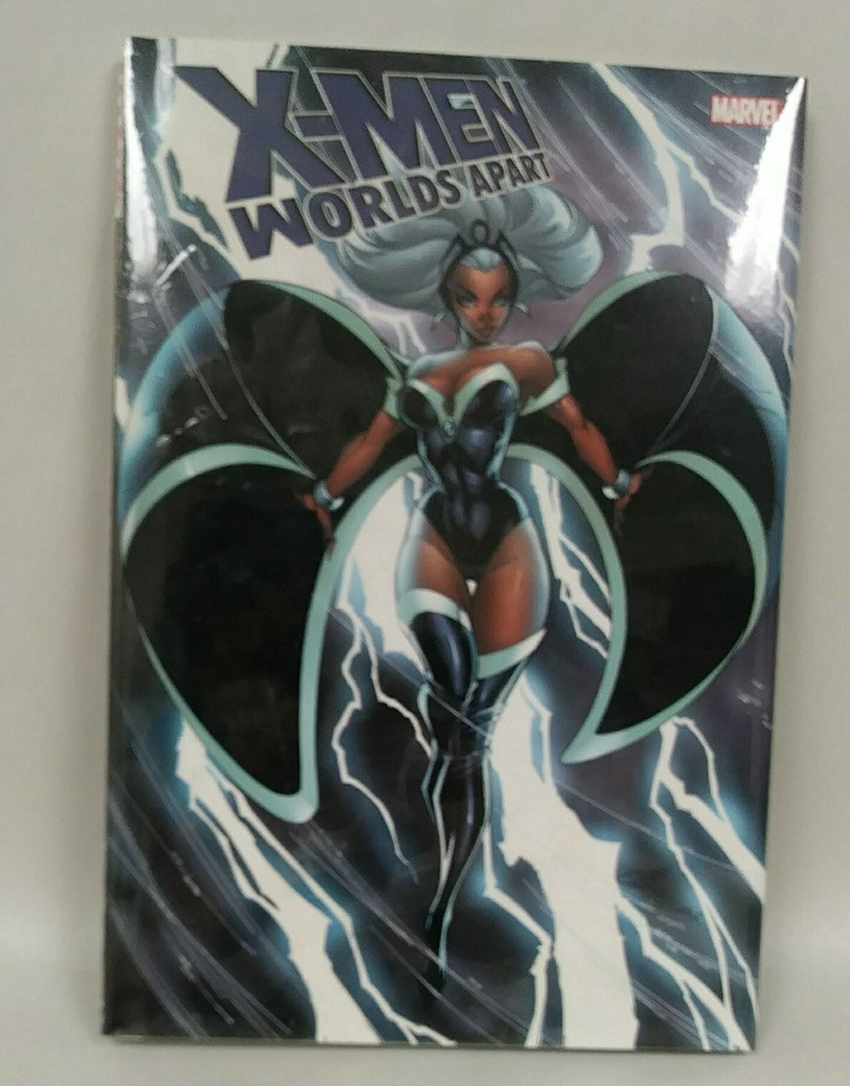 X-Men Worlds Apart Marvel Comic HC Chris Yost Black Panther Storm HC New