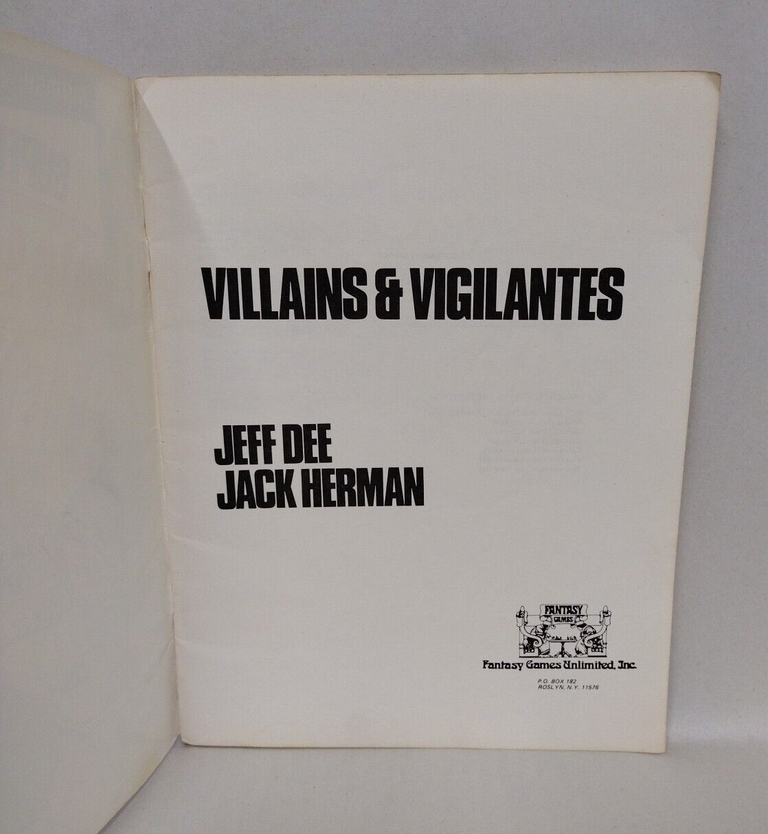 Villains and Vigilantes #1 (1979) Complete RPG Fantasy Games Unlimited Herman