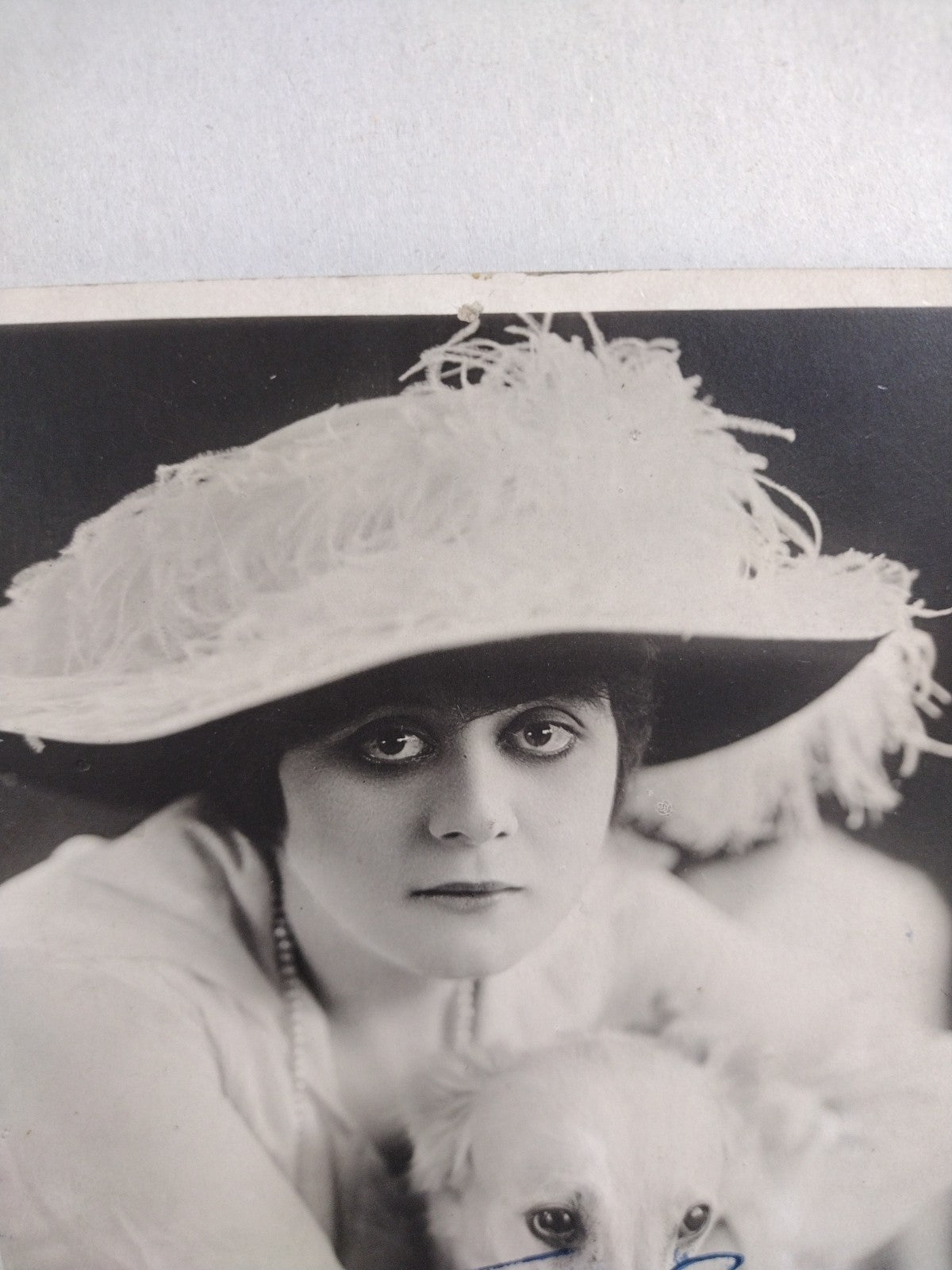 Theda Bara Vamp Silver Screen Actress 6 X 9" 1917 Sepia Photo Signed W JSA COA