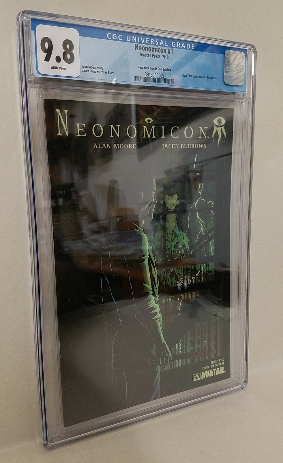 Neonomicon (2009) #1 New York ComiCon Jacen Burrows NYCC Comic Variant 9.8 CGC