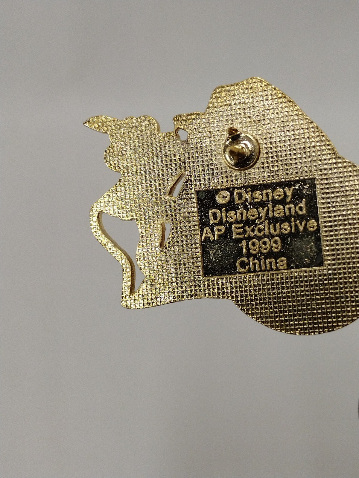 Disney Annual Pass Exclusive 1999 Disneyland 44 Years Conquering Mountain AP Pin