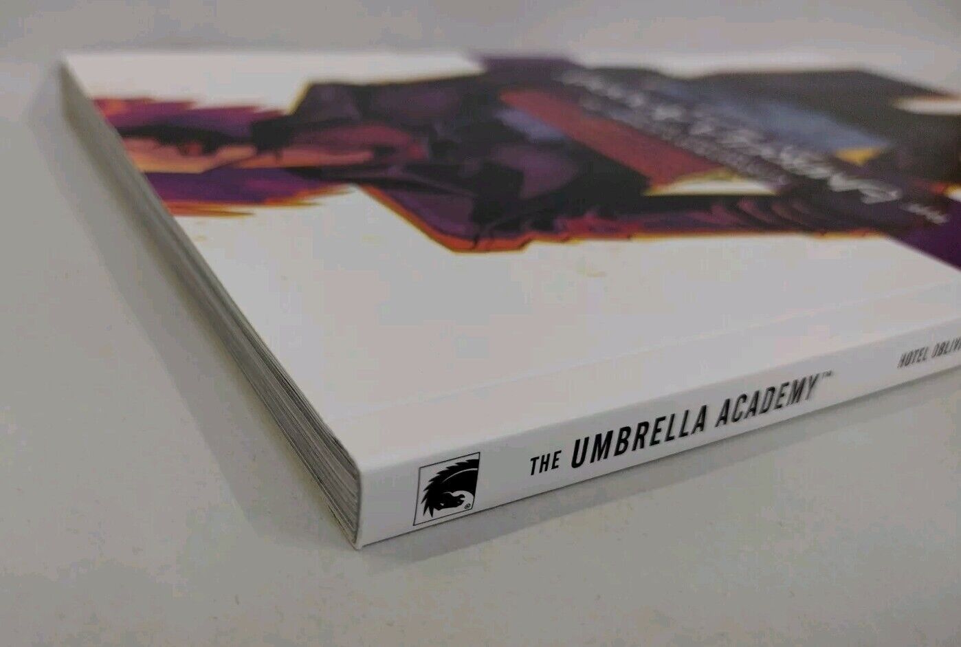 Umbrella Academy Vol 3 Hotel Oblivion (2009) Dark Horse TPB Gerard Way Ba New