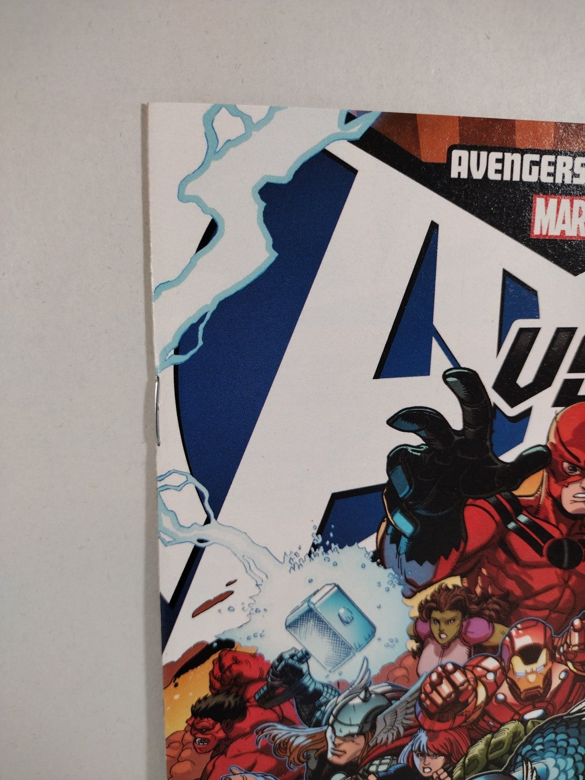 Avengers vs X-Men #10 (2012) Marvel Comics Nick Bradshaw Ratio Variant 1:100 NM