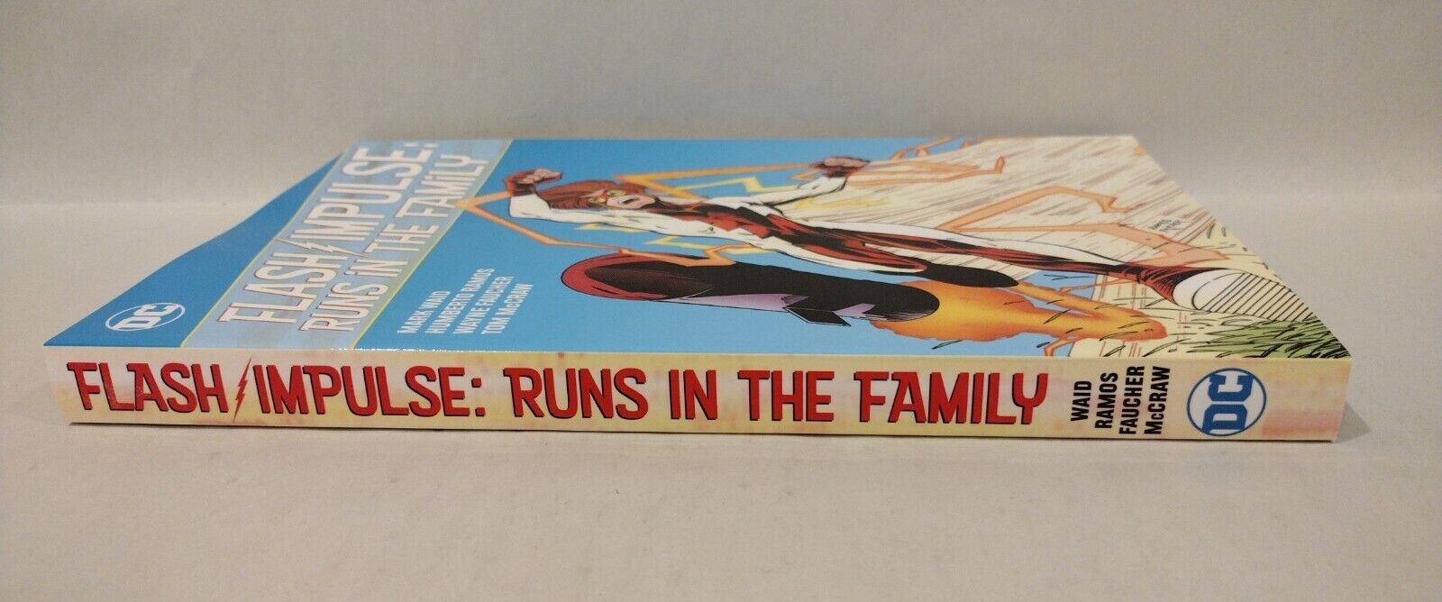 Flash / Impulse: Runs In The Family (2021) DC TPB Mark Waid Humberto Ramos New